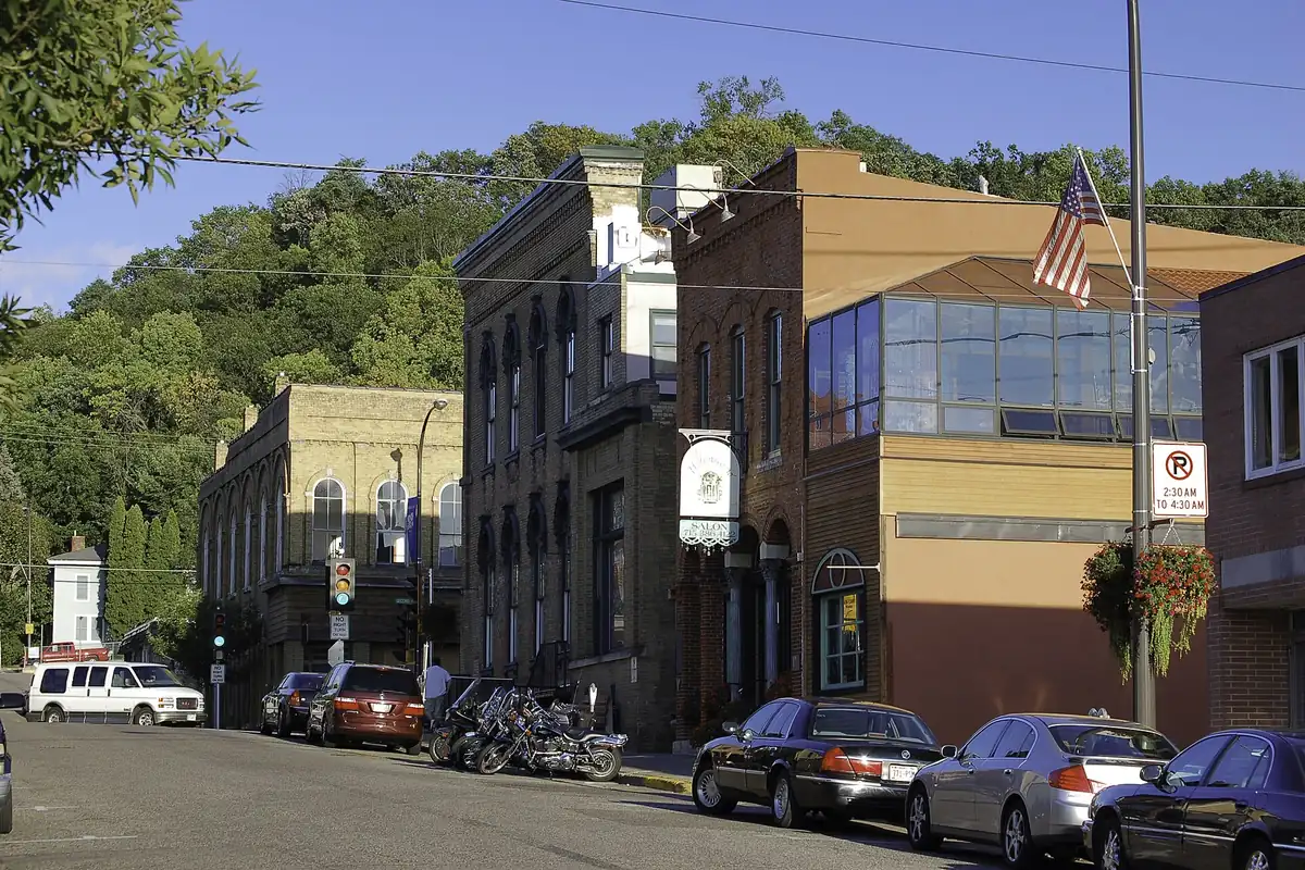 Buildings along a street in downtown Hudson, Wisconsin